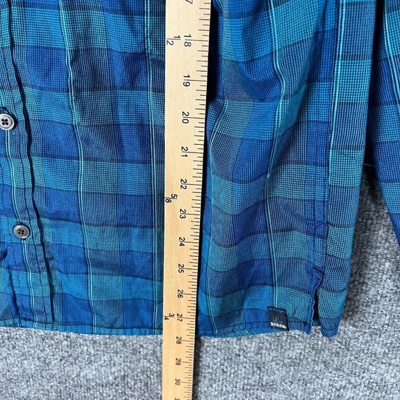 PrAna Men's Button Down Long Sleeve Organic Cotton Blend Blue Shirt Sz‎ M - Picture 7 of 9